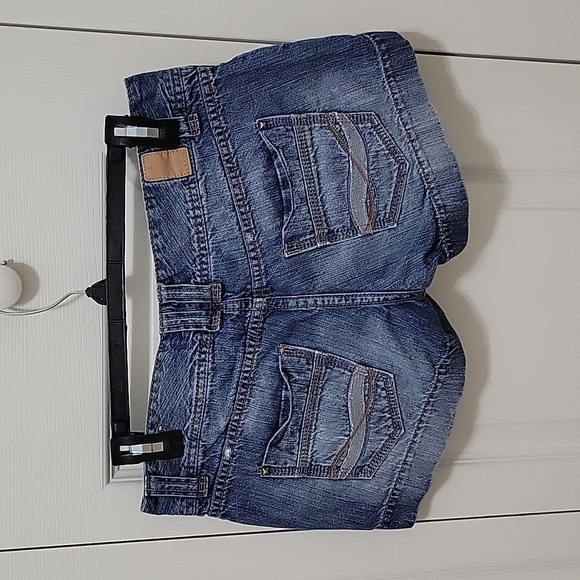 Maurices jean shorts size 3/4 - Picture 2 of 2